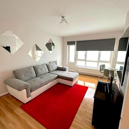 303 Alexandra Avenue Ha2 9Dx Daire Pinner Dış mekan fotoğraf